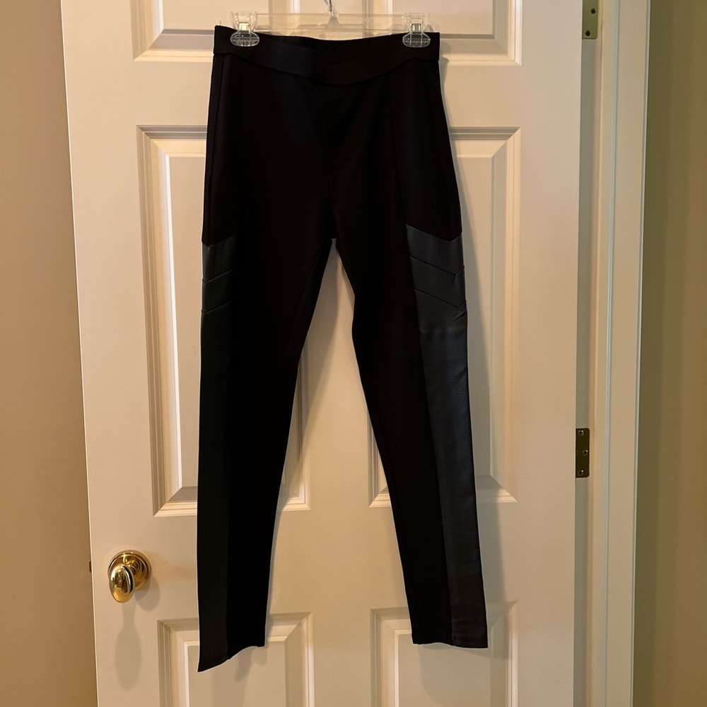 Bar III black  leggings with faux leather trim